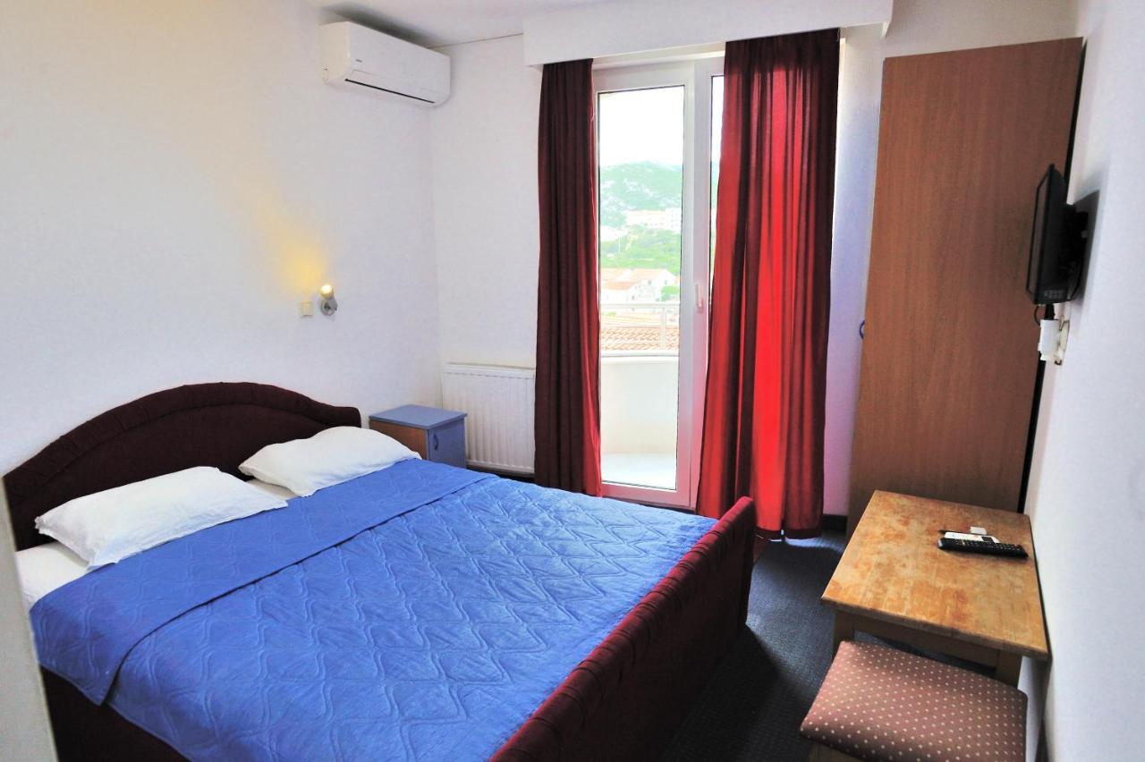 Hotel Lav Neum Exteriör bild