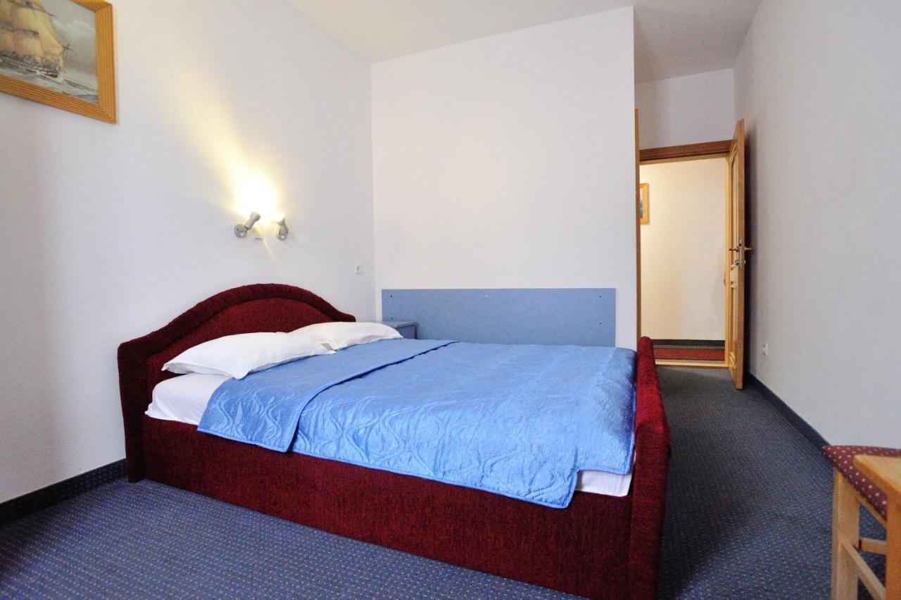 Hotel Lav Neum Exteriör bild