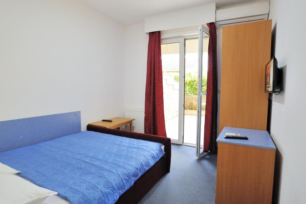 Hotel Lav Neum Exteriör bild