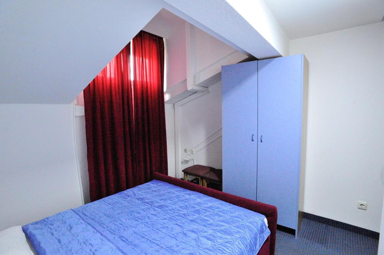Hotel Lav Neum Exteriör bild
