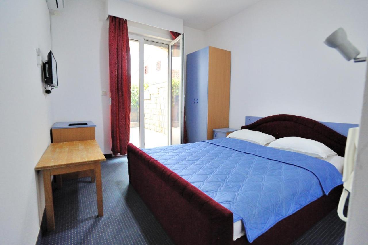 Hotel Lav Neum Exteriör bild