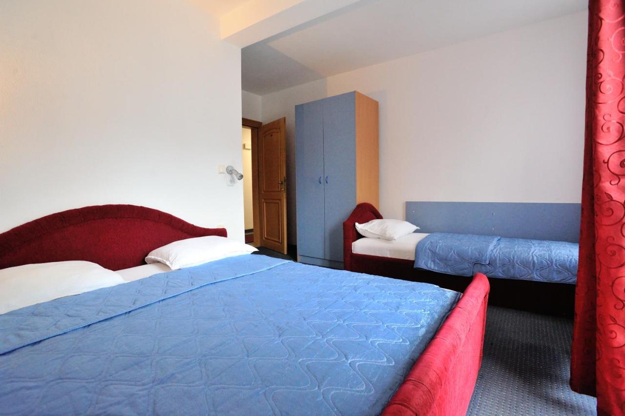Hotel Lav Neum Exteriör bild