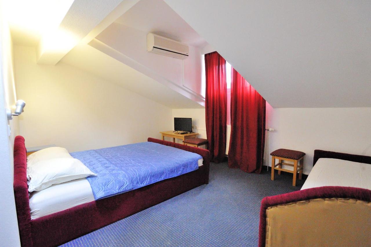 Hotel Lav Neum Exteriör bild