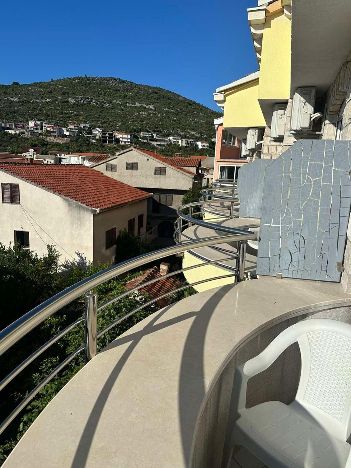 Hotel Lav Neum Exteriör bild