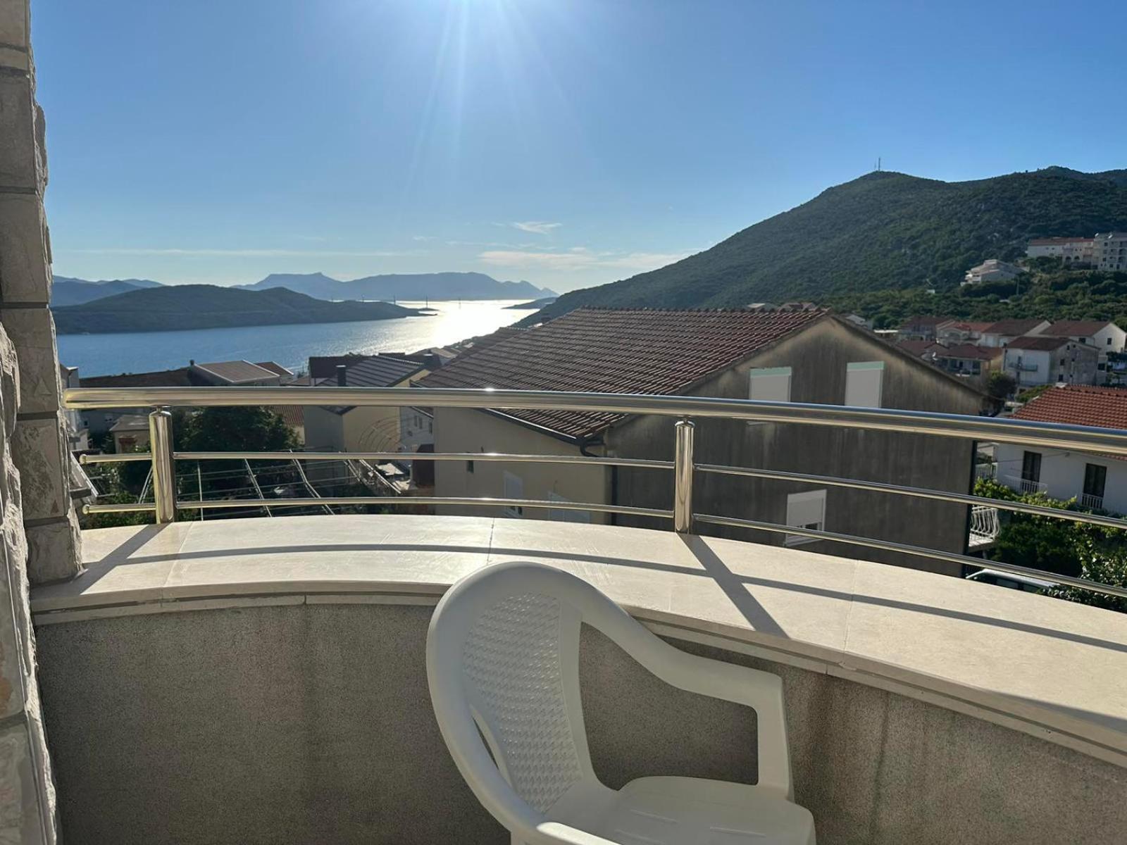 Hotel Lav Neum Exteriör bild