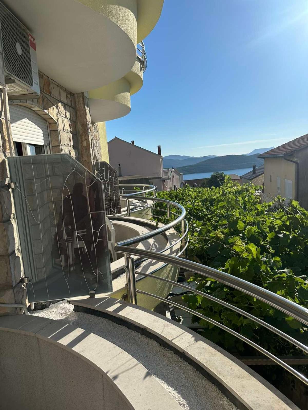 Hotel Lav Neum Exteriör bild